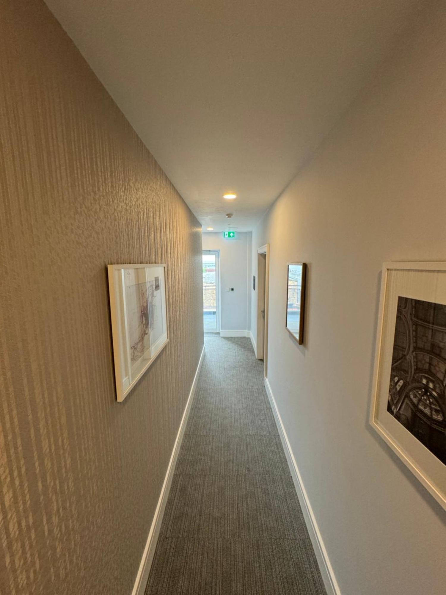 Luxx Apartment & Suites, London Heathrow Airport, Terminal 4, Piccadilly Underground Train Station Nearby! Hillingdon Eksteriør bilde